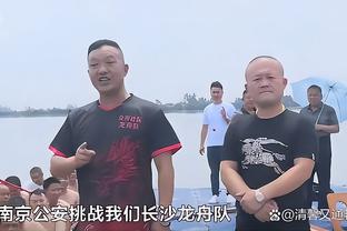 美记：截止日前快船不会有大动作 塔克正积极寻求被交易